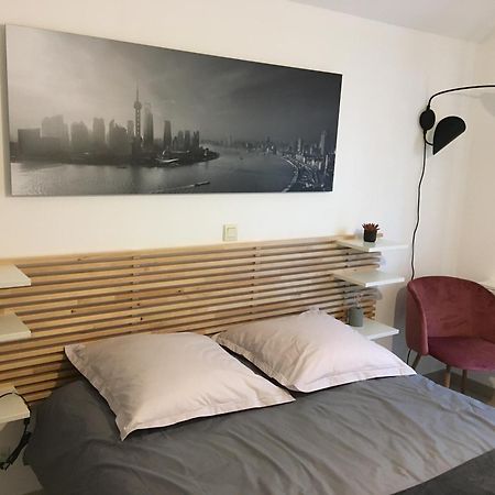 Chambre Confortable Avec Une Entree Independante - Parking & Acces Lille Facile Marcq-en-Baroeul Exterior photo